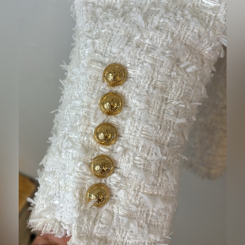😍Authentic SOLD OUT Balmain subtle white tweed blazer gold buttons size 44 Euro - Picture 7 of 16